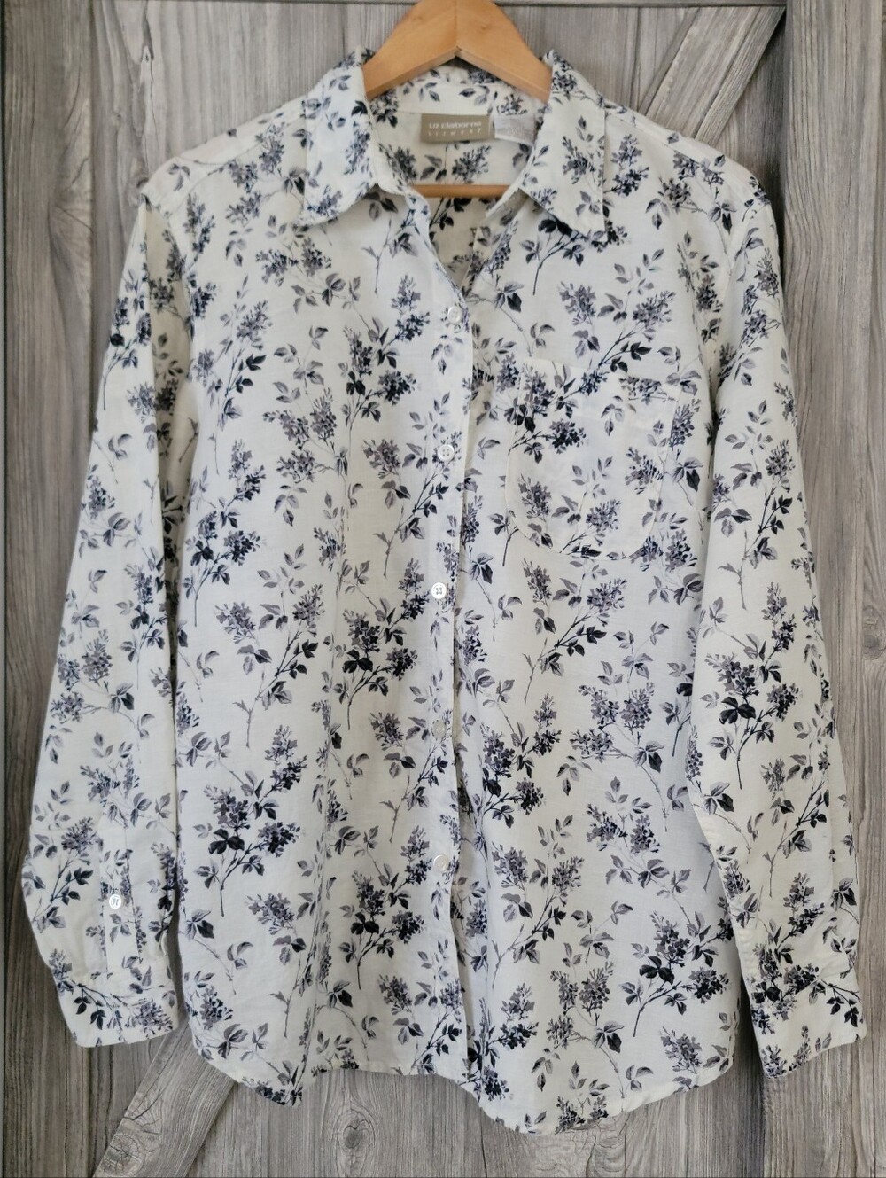 Liz Claiborne Cream Black Floral Shirt L